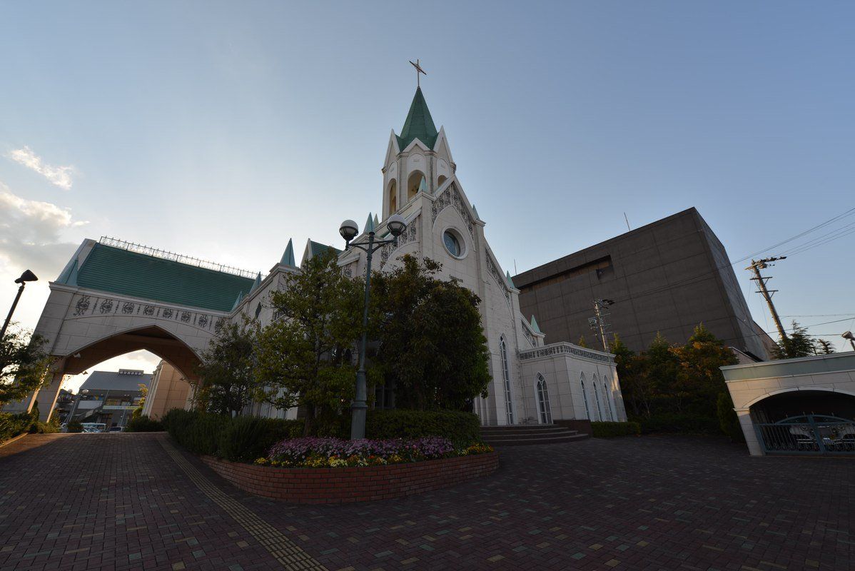 Kostol, Japonsko – exteriérová iluminácia - Obrázok 2